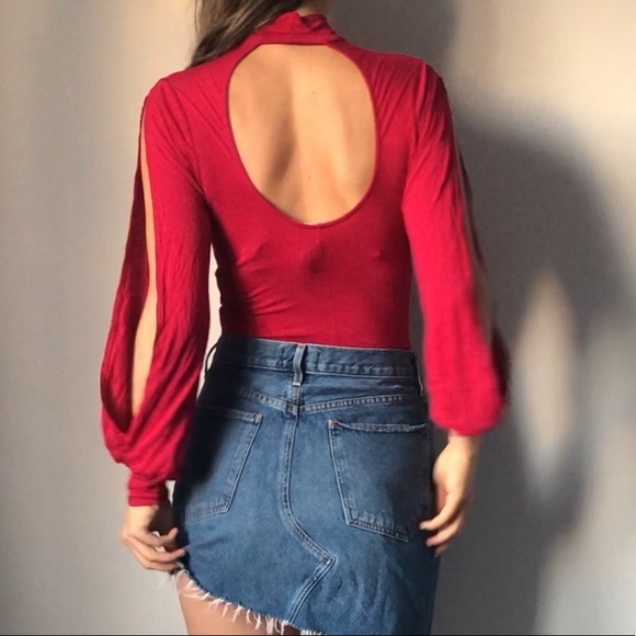 ⭐️Beautiful BEBE keyhole choker bodysuit - Picture 8 of 8